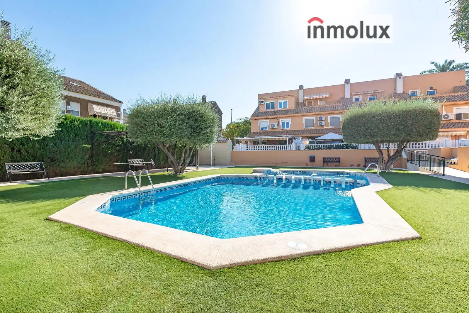 Adossat amb piscina en venda a Calle Remo, imagen 2