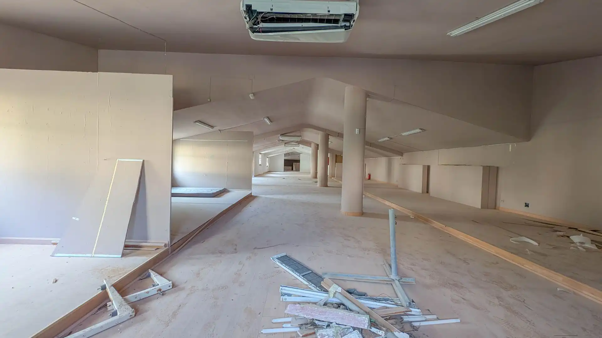 Gewerbefläche zum Verkauf in Zona Pueblo, imagen 8