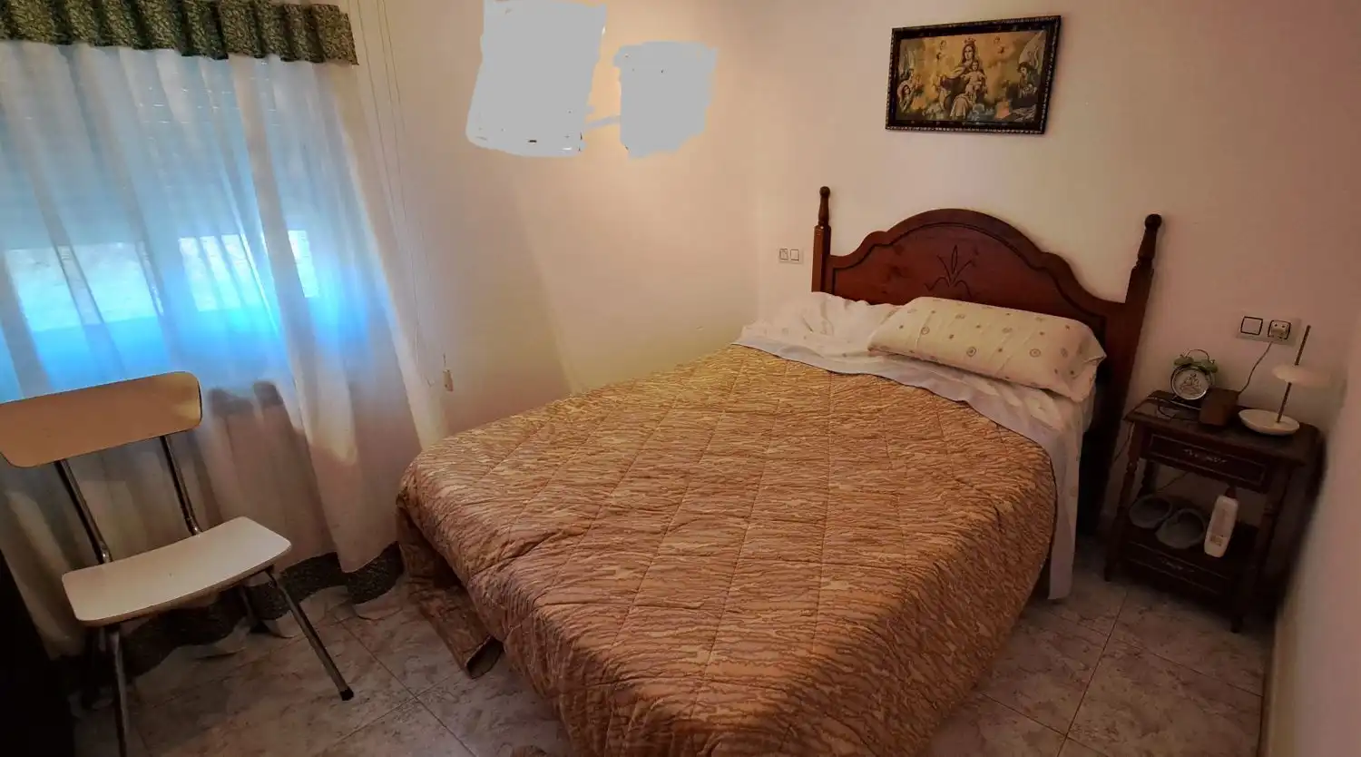 Habitación de Casa o chalet en venta en Pertusa con Calefacción, Trastero y Piscina comunitaria