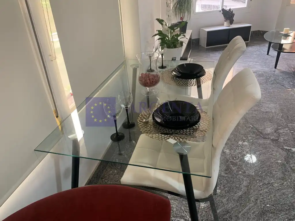 Menjador de Apartament de lloguer en Cáceres