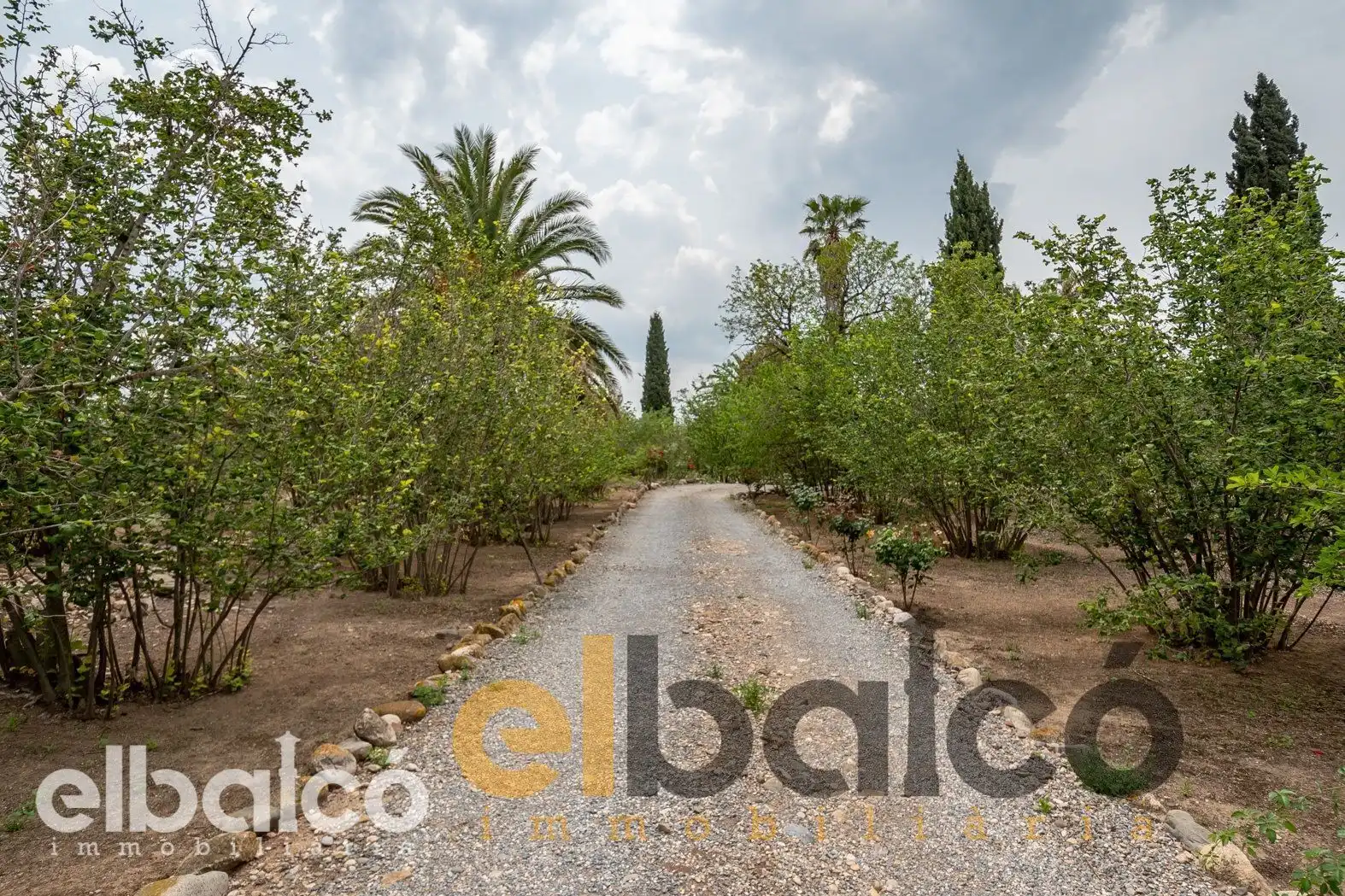 Country homes for sale in Valls  with Terrace, Swimming Pool and Furnished