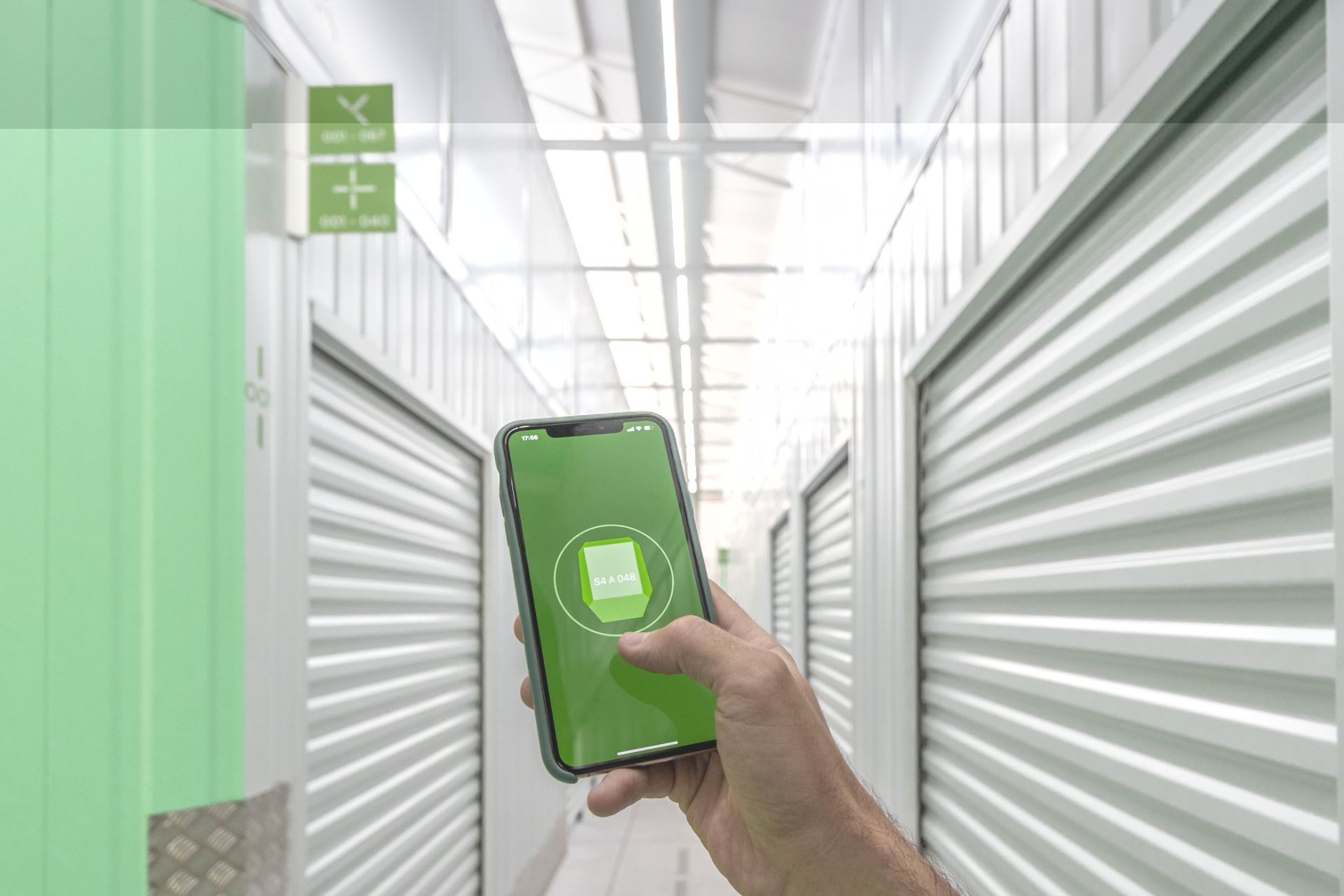 Box room to rent in  Madrid Capital  with Alarm