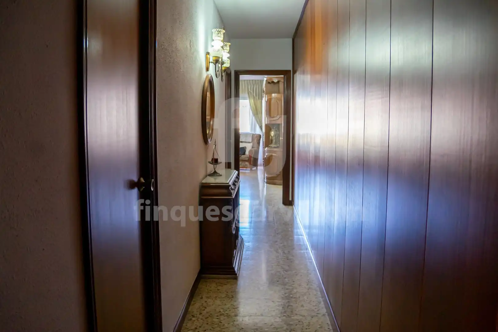 Piso en venta en L'Hospitalet de Llobregat con Calefacción y Balcón