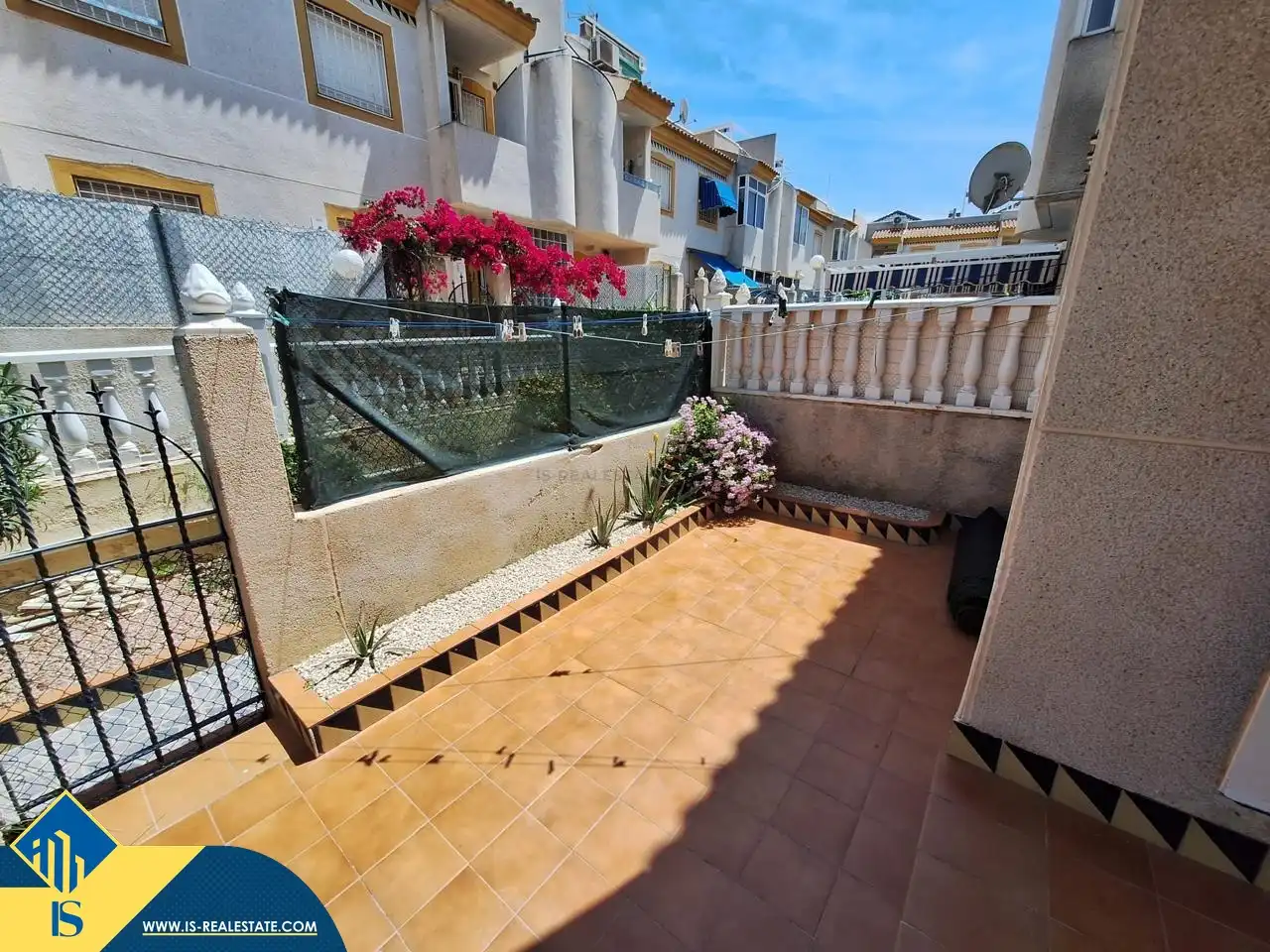 Terrassa de Casa o xalet en venda en Torrevieja amb Aire condicionat, Jardí privat i Terrassa