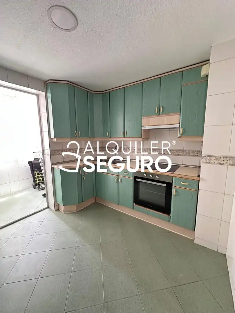 Küche von Wohnung zur Miete in Fuenlabrada mit Heizung, Terrasse und Schwimmbad