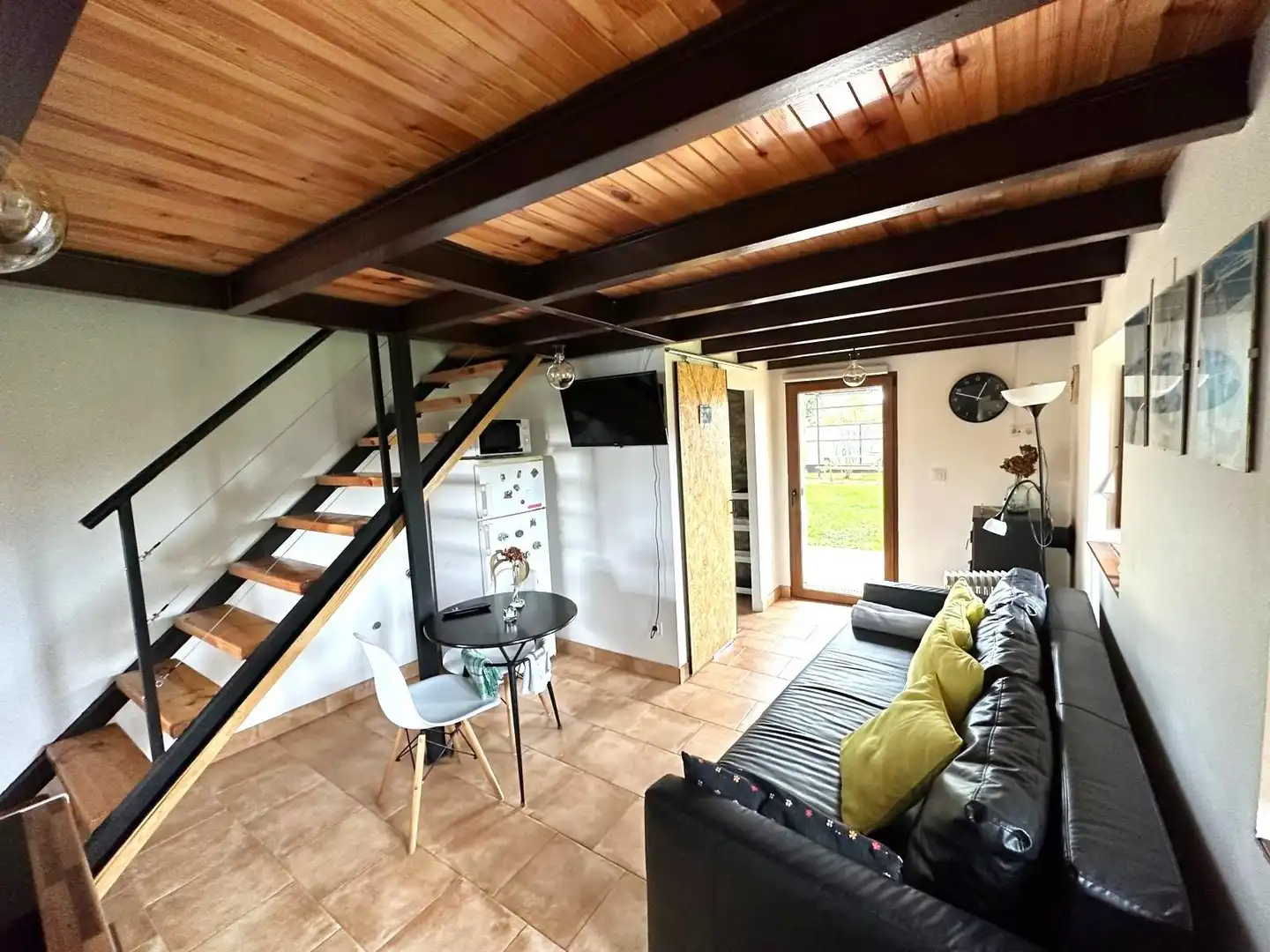 Living room of Houses for rent in Oviedo   with Heating, Terrace and Furnished