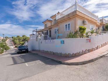 Haus mit Pool zum Verkauf in Ciudad Quesada