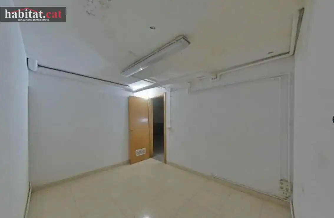 Casa o chalet en venta en Vilanova i la Geltrú con Piscina y Balcón
