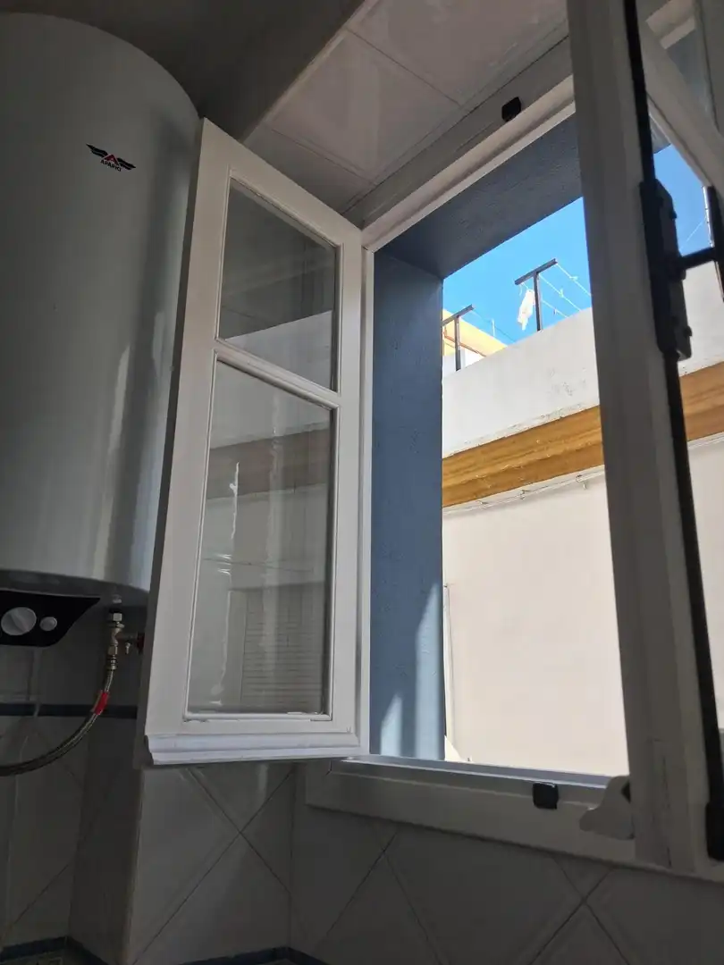 Terrassa de Pis de lloguer en Cádiz amb Moblat i Balcó