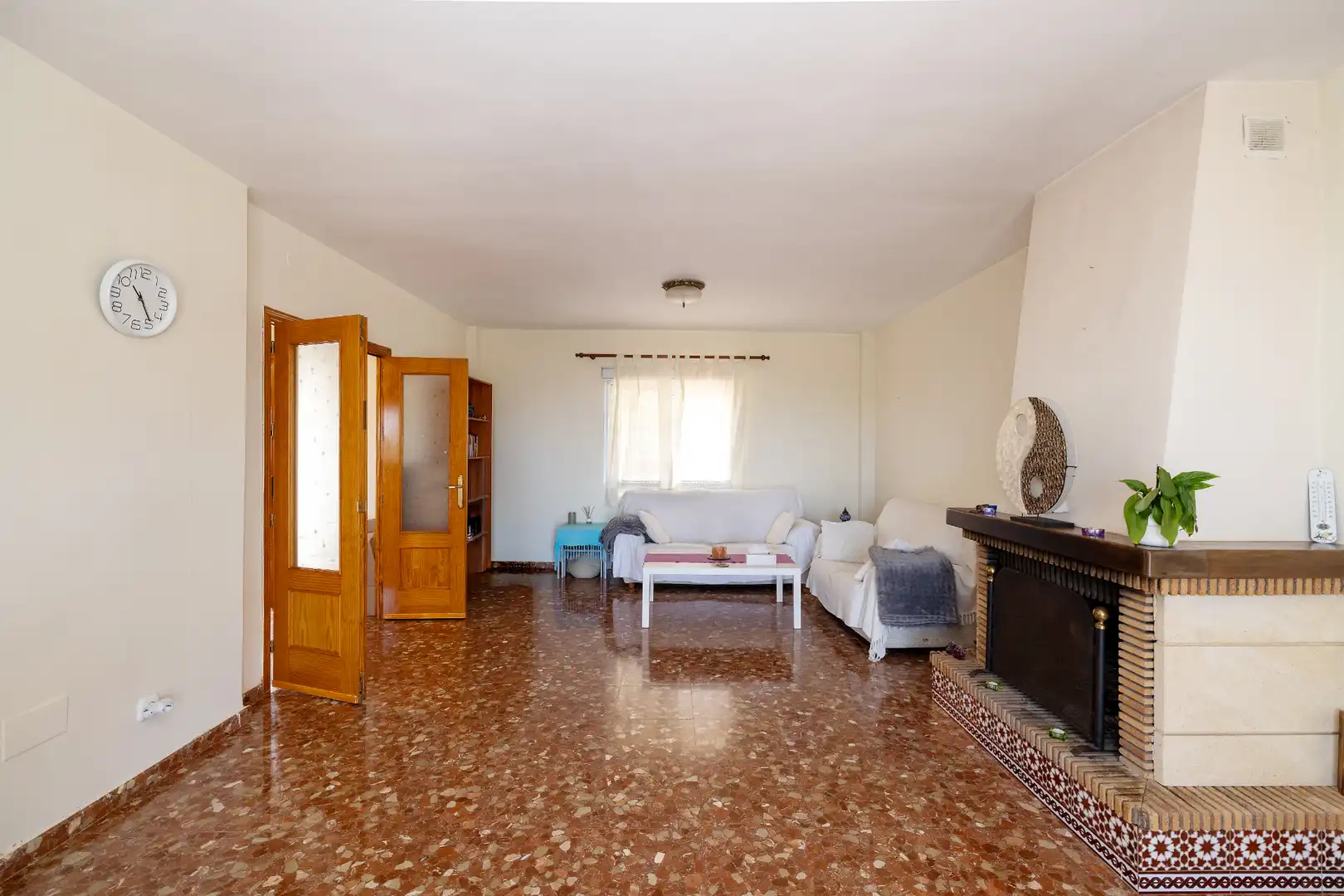 Sala de estar de Finca rústica en venta en Colmenar con Aire acondicionado, Calefacción y Jardín privado