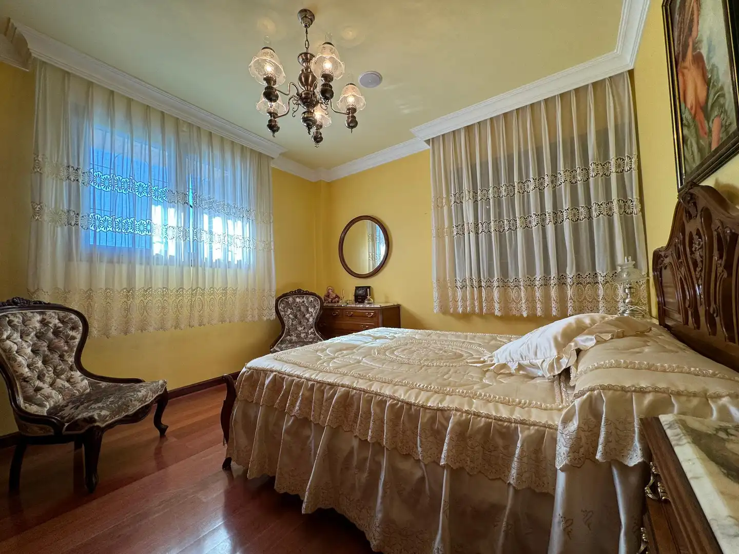 Bedroom of Houses for sale in Cacabelos  with Heating, Private garden and Parquet flooring