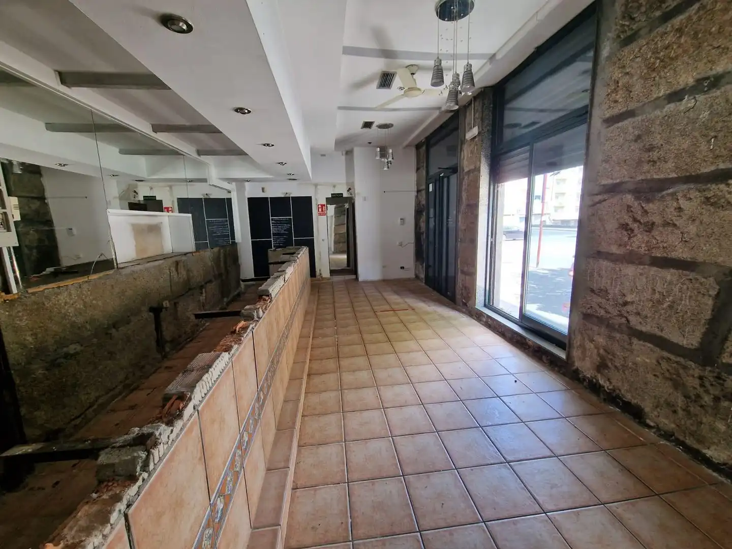 Commercial properties for sale in ERVEDELO, 83, Vistahermosa