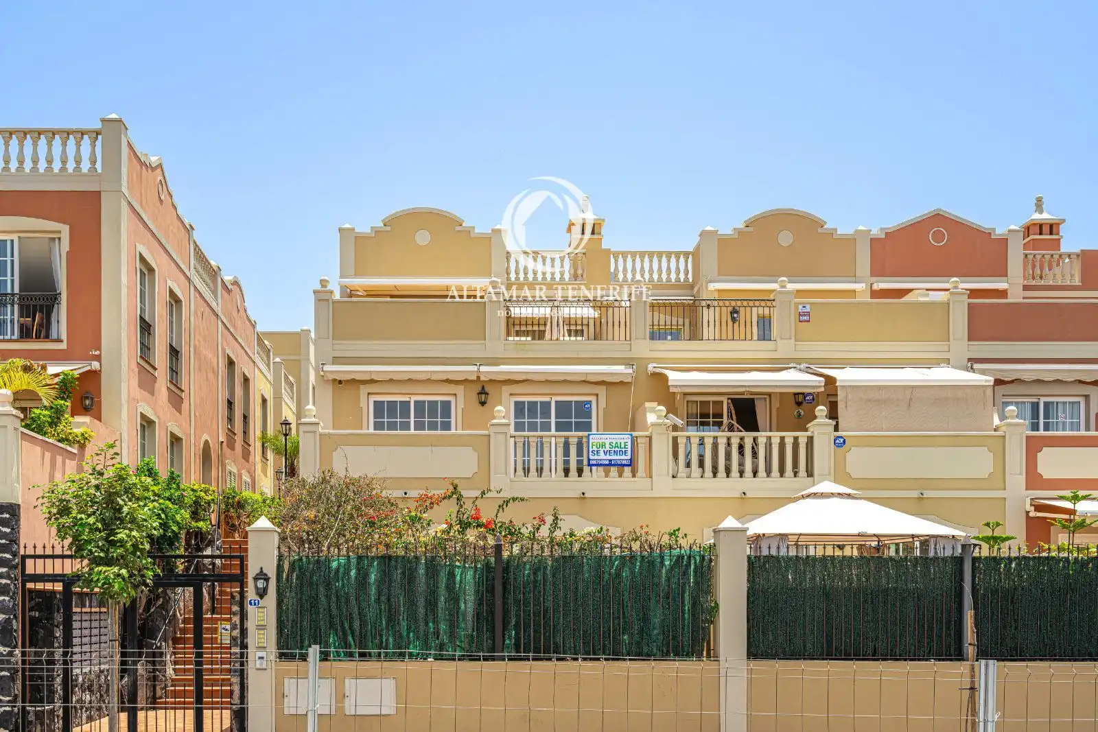 Vista exterior de Apartamento en venta en Arona con Jardín privado, Terraza y Piscina