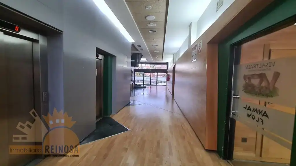 Local comercial en venda a Altorreal - El Chorrico, imagen 33