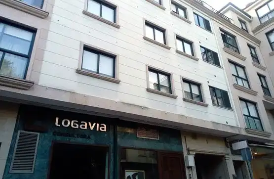 Local comercial en venda a Lalín
