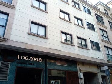 Local commercial à vendre à Lalín