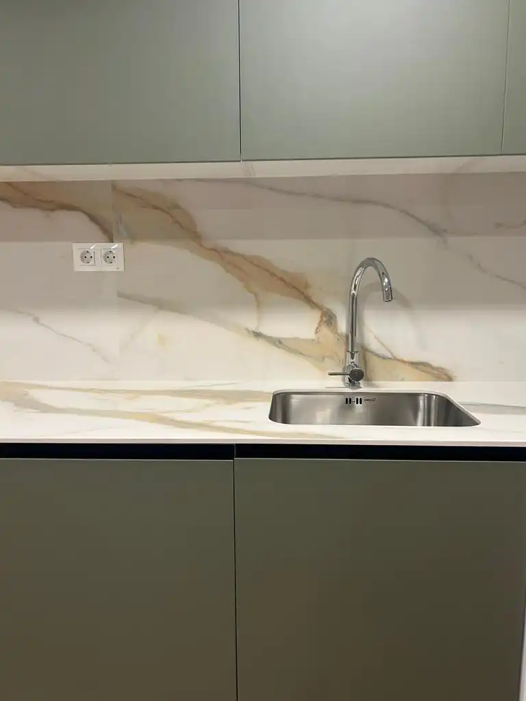 Cocina de Piso en venta en Villalbilla con Calefacción, Terraza y Trastero