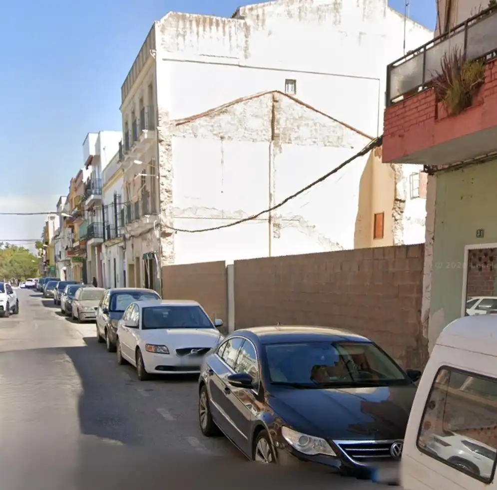 Terreny residencial en venda a Avenida Cameranos