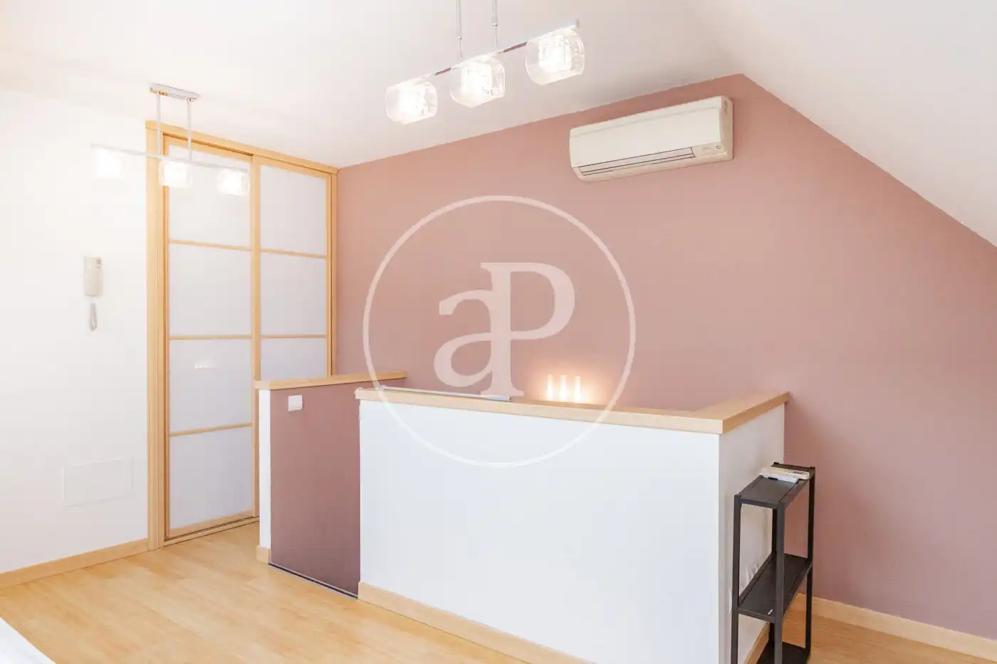 Flat for rent in Madrid  with Air Conditioner, Heating and Terrace