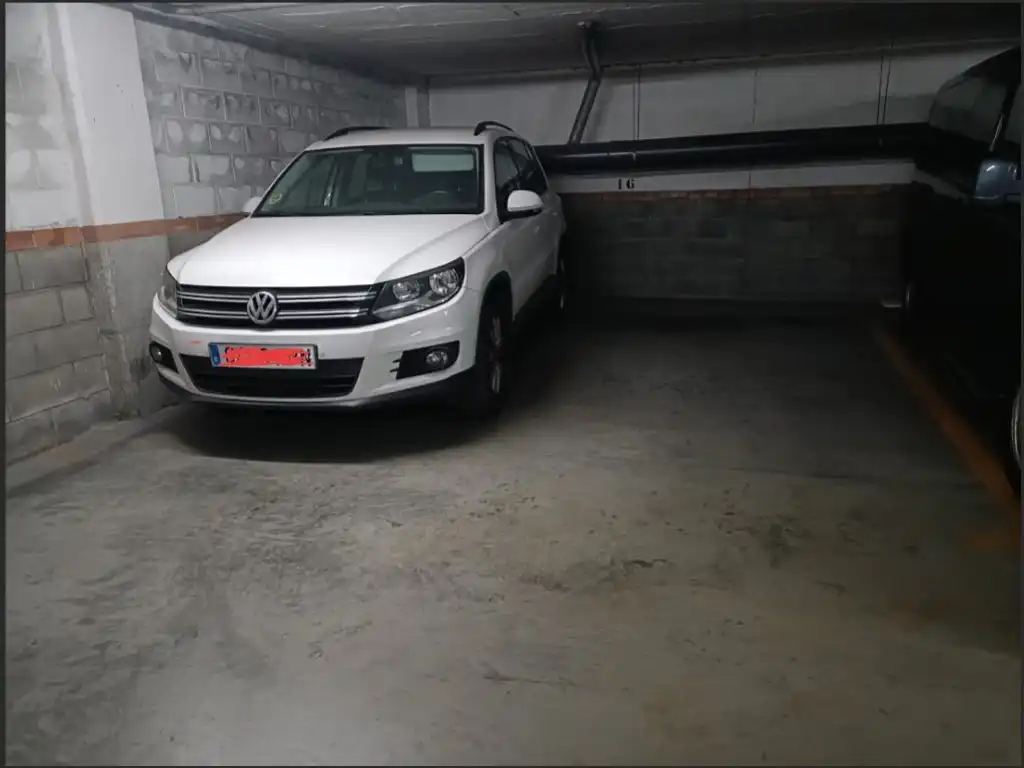 Parking de Piso en venta en Rubí