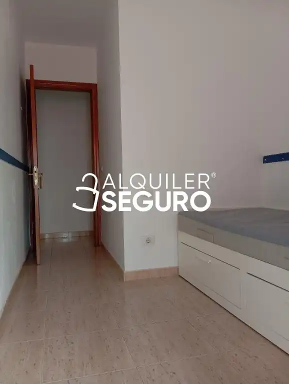 Habitación de Piso de alquiler en Telde con Trastero y Amueblado