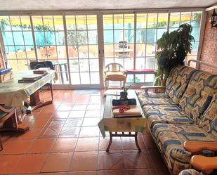 Living room of Single-family semi-detached for sale in Villaviciosa de Odón  with Air Conditioner, Heating and Private garden