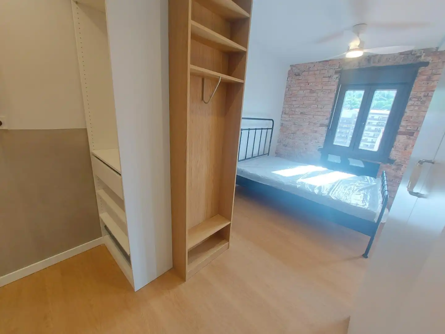 Habitación de Piso en venta en Bilbao  con Calefacción, Amueblado y Balcón