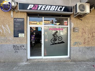 Local comercial de lloguer a Calle Carrasca