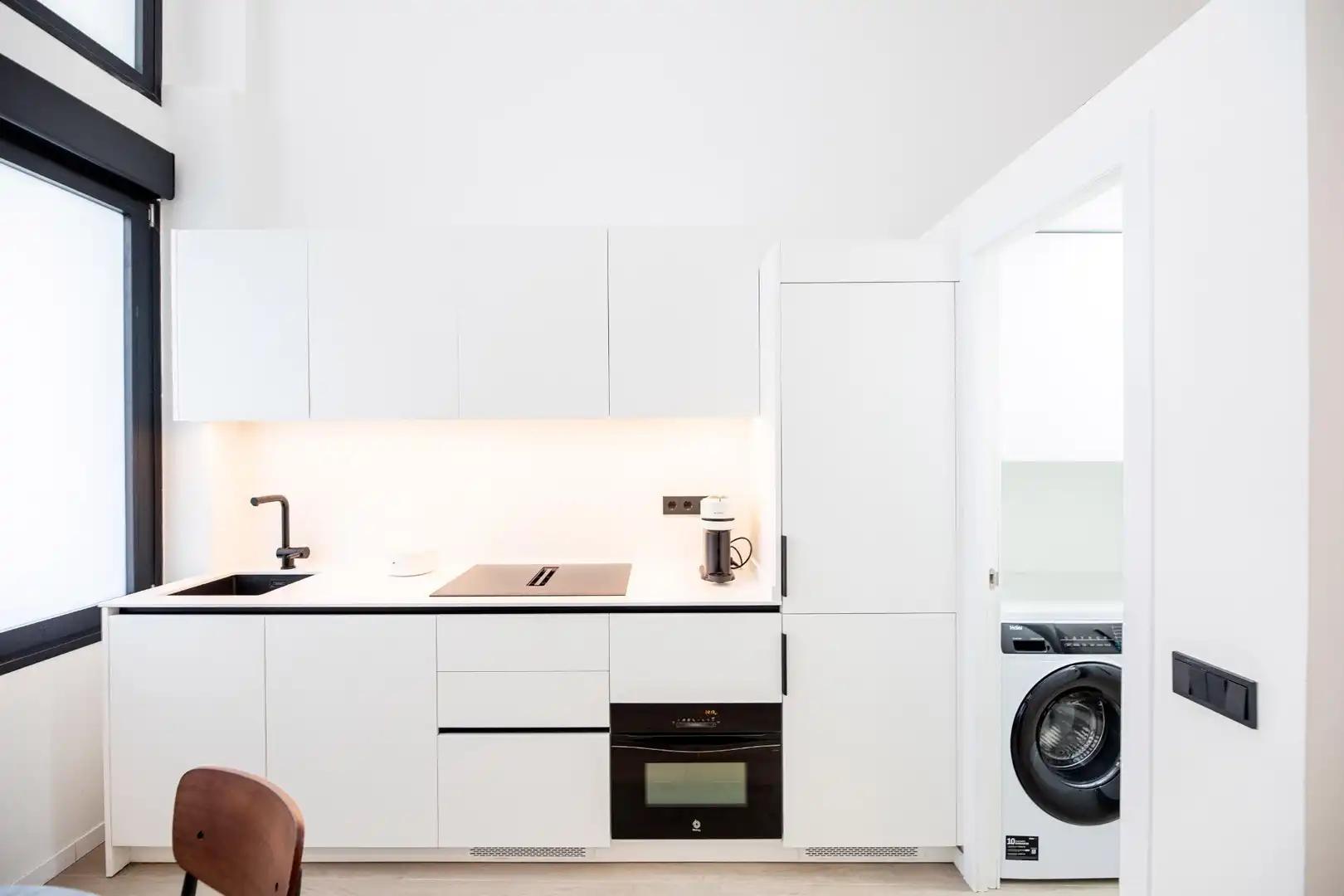 Cocina de Estudio de alquiler en Madrid con Amueblado y Alarma