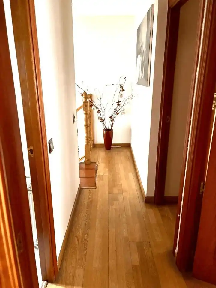 Casa adosada en venda en El Hoyo de Pinares  amb Calefacció i Terrassa