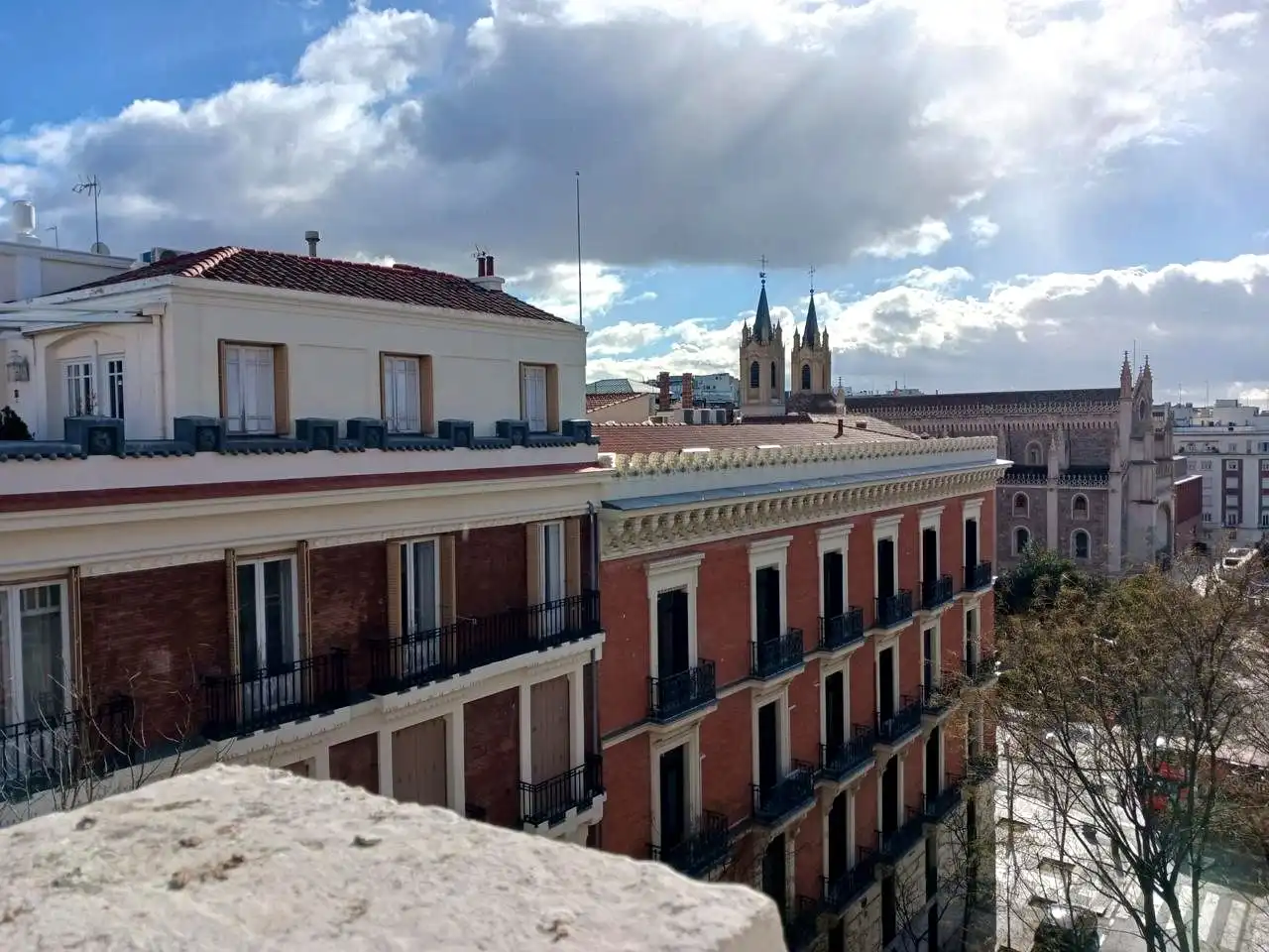 Außenansicht von Dachboden zur Miete in Madrid mit Klimaanlage, Heizung und Terrasse