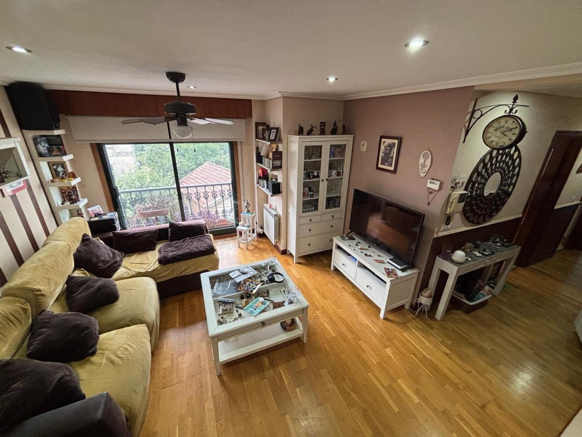Sala de estar de Dúplex en venta en Vigo  con Calefacción