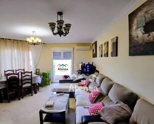 Sala d'estar de Pis en venda en  Albacete Capital amb Aire condicionat, Calefacció i Parquet