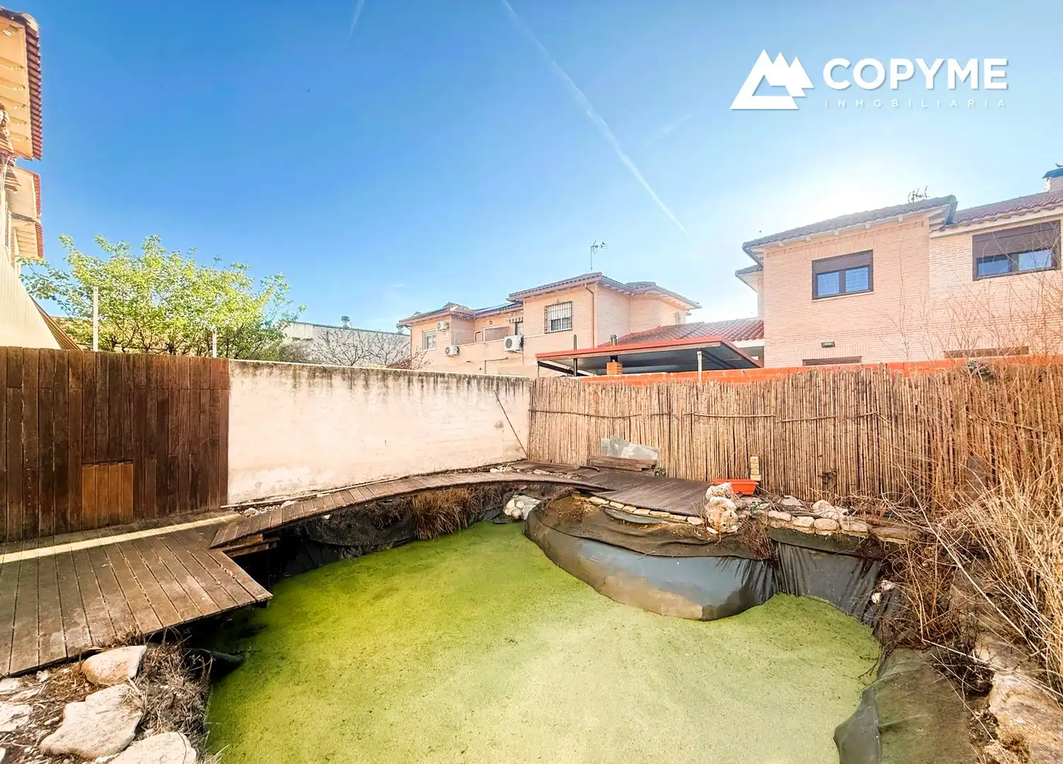 Jardín de Casa adosada en venta en Santa Olalla con Aire acondicionado, Calefacción y Jardín privado