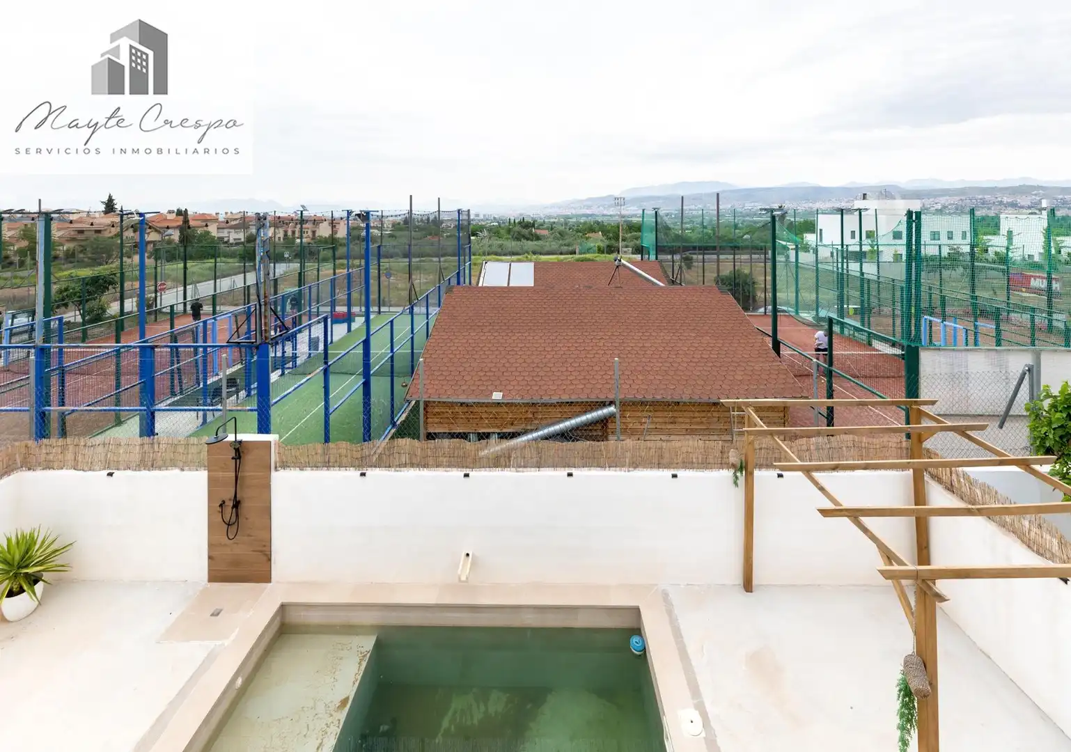 Piscina de Casa o chalet en venta en La Zubia con Terraza y Piscina