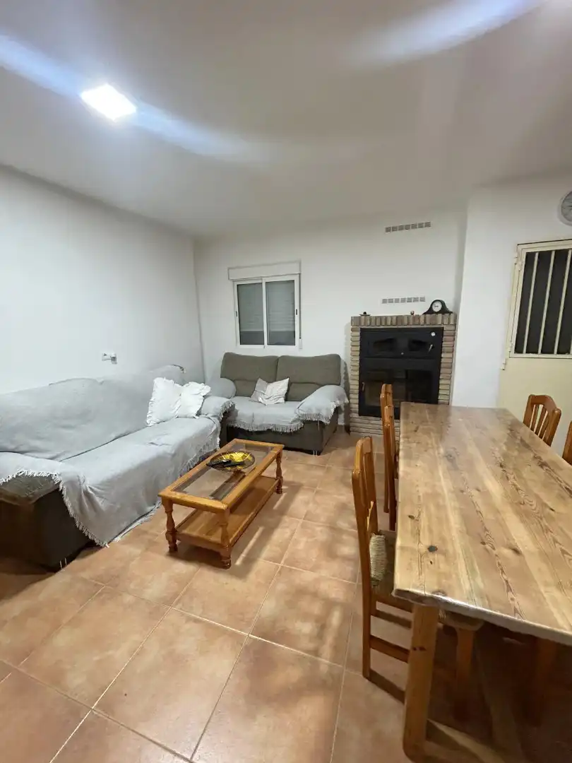 Sala de estar de Piso de alquiler en Güéjar Sierra con Amueblado, Horno y Lavadora