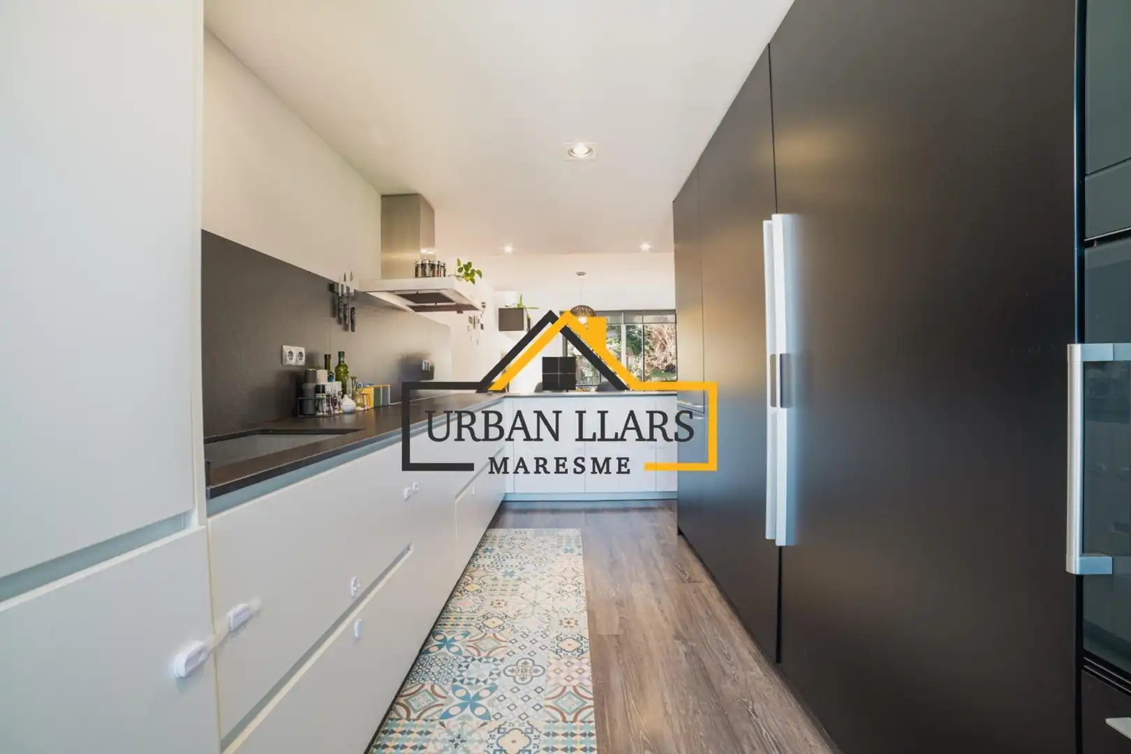 Cuina de Dúplex en venda en Caldes d'Estrac amb Aire condicionat, Calefacció i Parquet