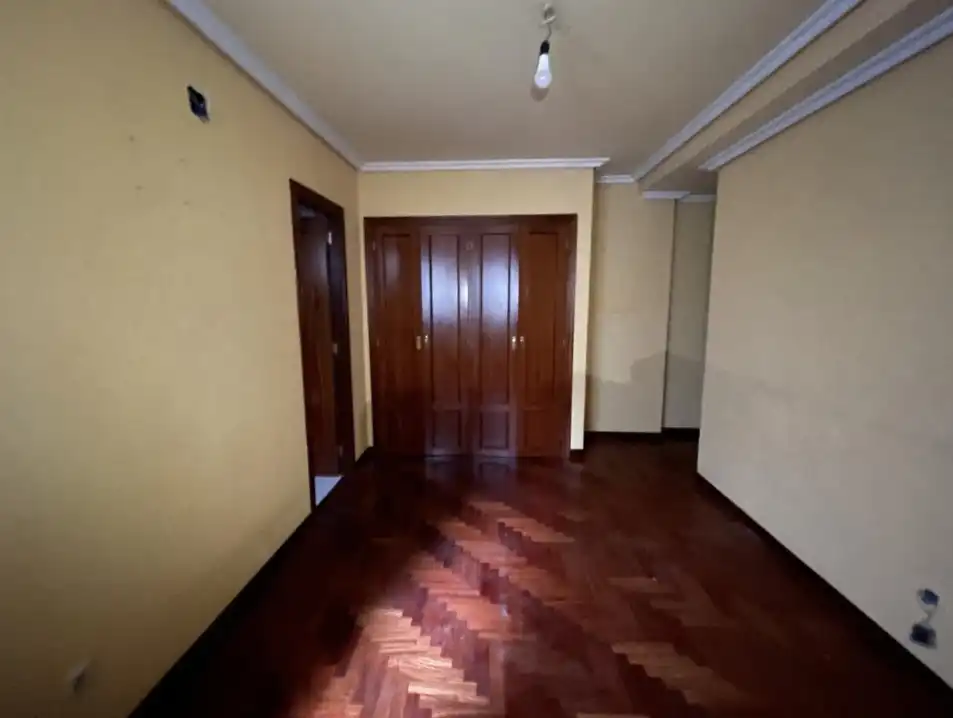 Habitación de Piso en venta en Vigo  con Terraza