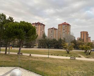 Vista exterior de Pis en venda en Valladolid Capital amb Terrassa