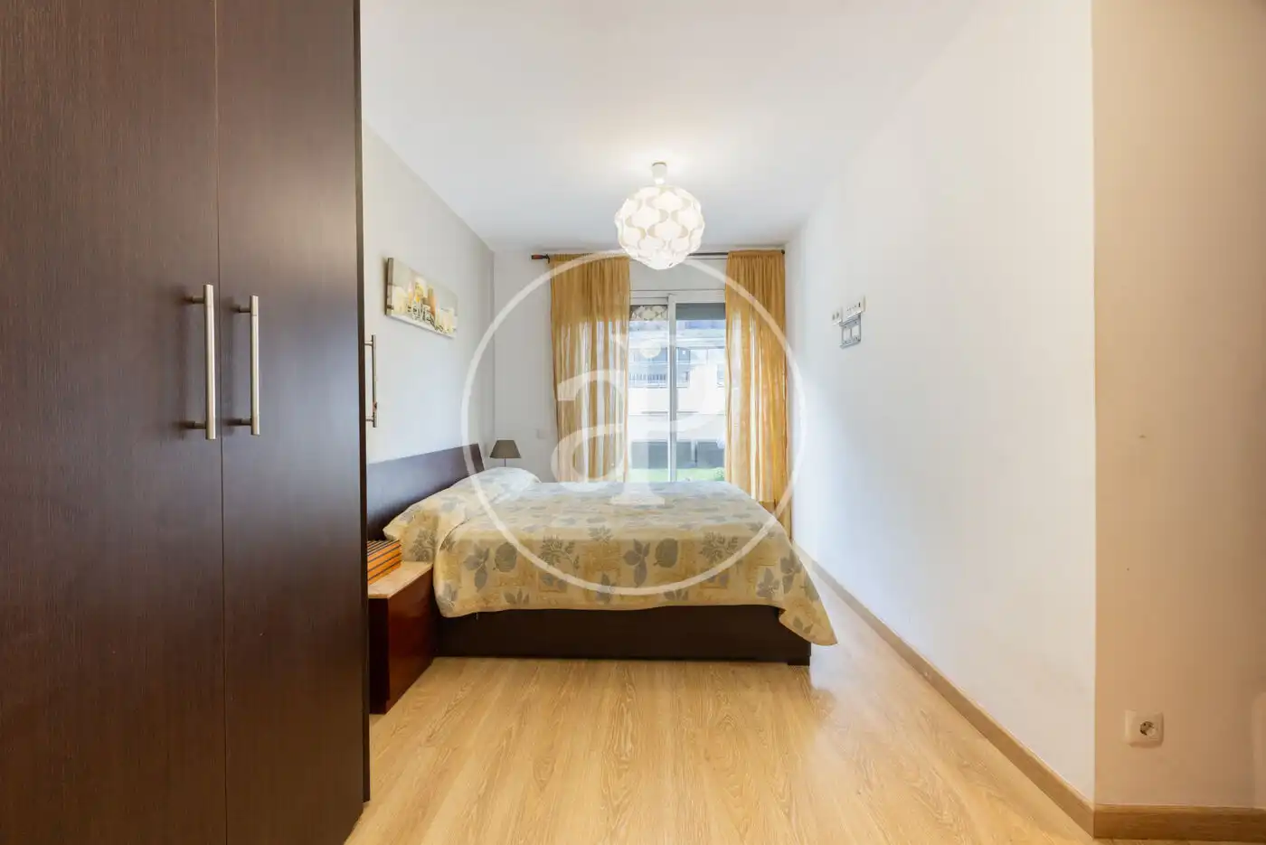 Habitación de Piso en venta en Badalona con Aire acondicionado, Calefacción y Jardín privado