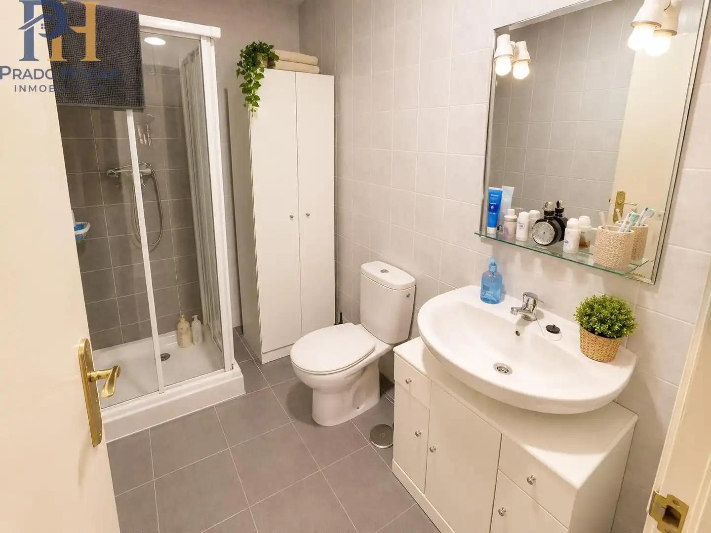 Baño de Piso en venta en Cebolla con Aire acondicionado, Calefacción y Terraza