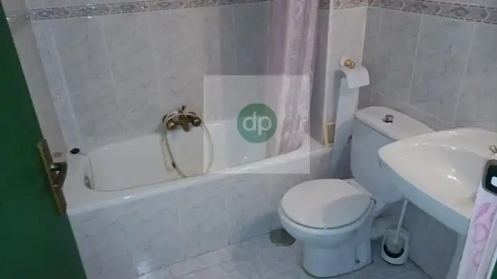 Badezimmer von Wohnung zum Verkauf in Badajoz mit Terrasse und Abstellraum