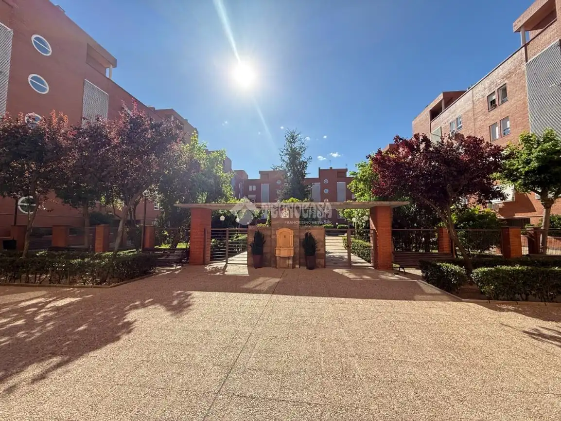 Exterior view of Flat for sale in Madrid  with Air Conditioner, Heating and Terrace