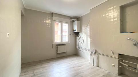 Foto 5 von Wohnung zum Verkauf in Santa Isabel, Zaramaga, Vitoria - Gasteiz