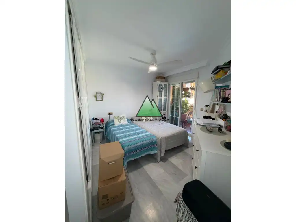 Bedroom of Flat for sale in Vélez-Málaga  with Community pool