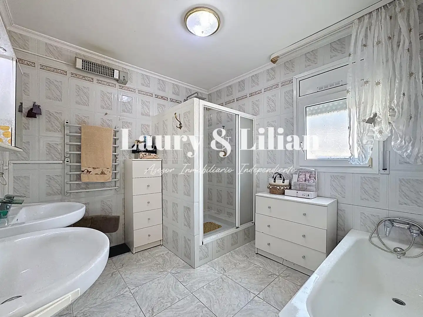 Baño de Casa o chalet en venta en Empuriabrava con Aire acondicionado, Calefacción y Terraza