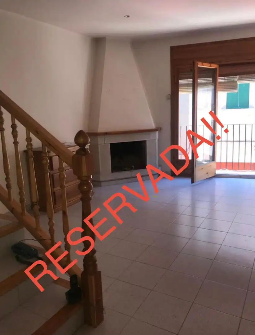 Casa amb terrassa en venda a Cervià de Les Garrigues