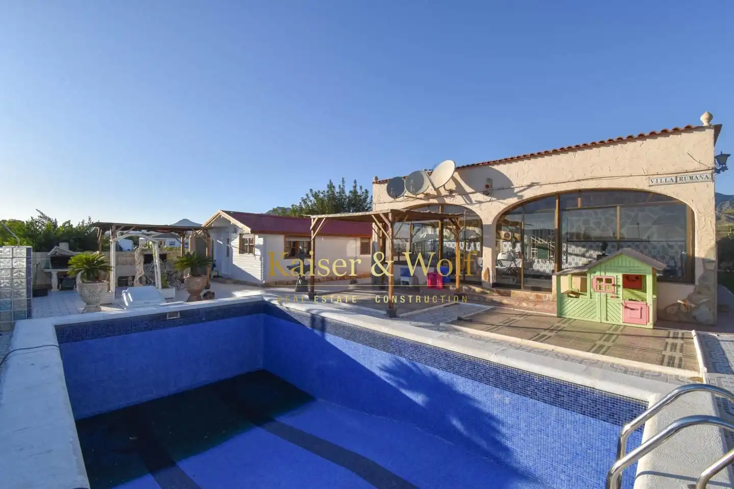 Piscina de Casa o xalet en venda en Albatera amb Aire condicionat, Piscina i Moblat