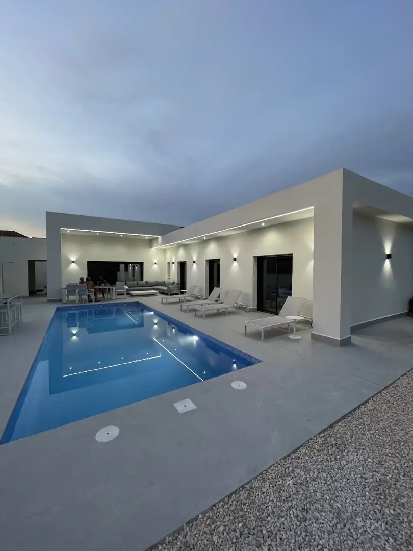 Casa amb piscina en venda a Carrer del Garrofer, imagen 3