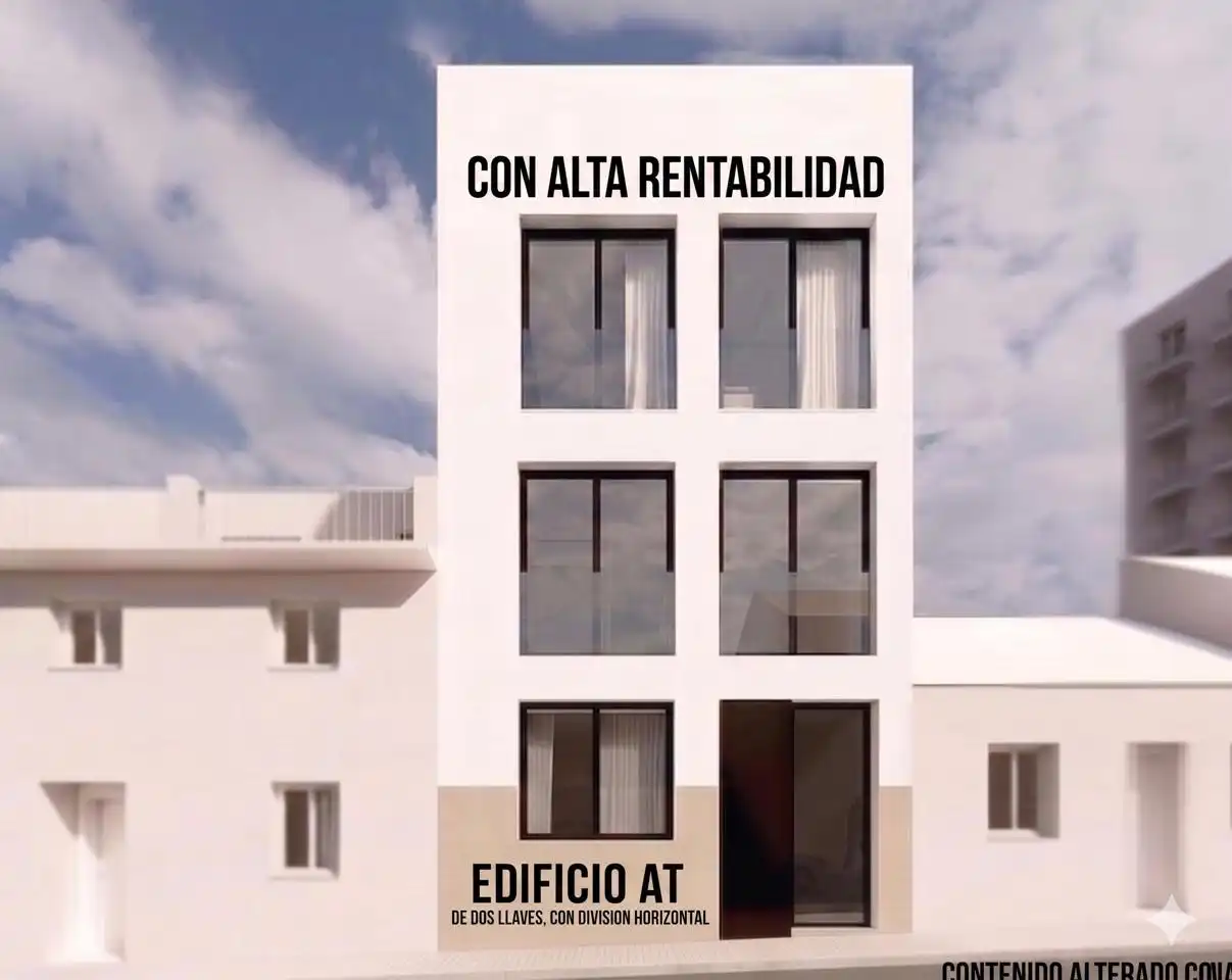 Vista exterior de Edifici en venda en Málaga